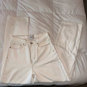 Rarely worn Urban Outfitter BDG jeans just need to shed clothes!!